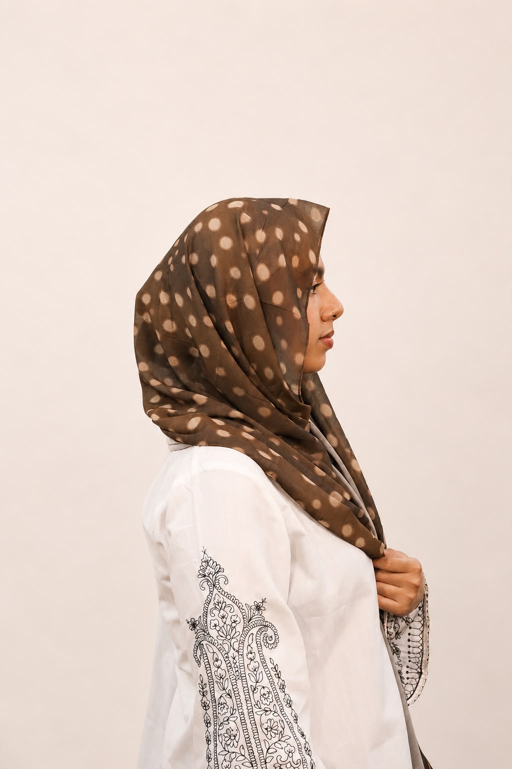 Luxe Fawn Spot Chiffon Hijab – Mocha