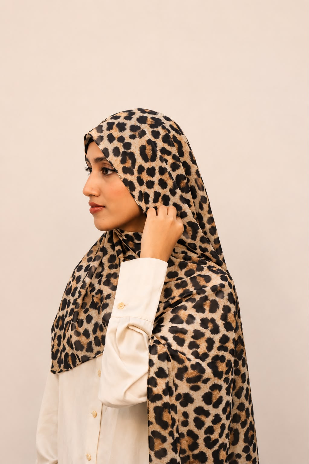 Luxe Leopard Chiffon Hijab – Beige