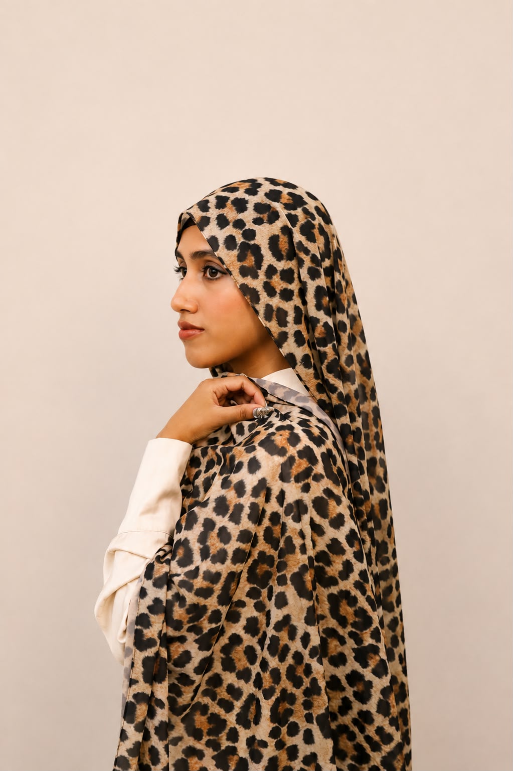 Luxe Leopard Chiffon Hijab – Beige